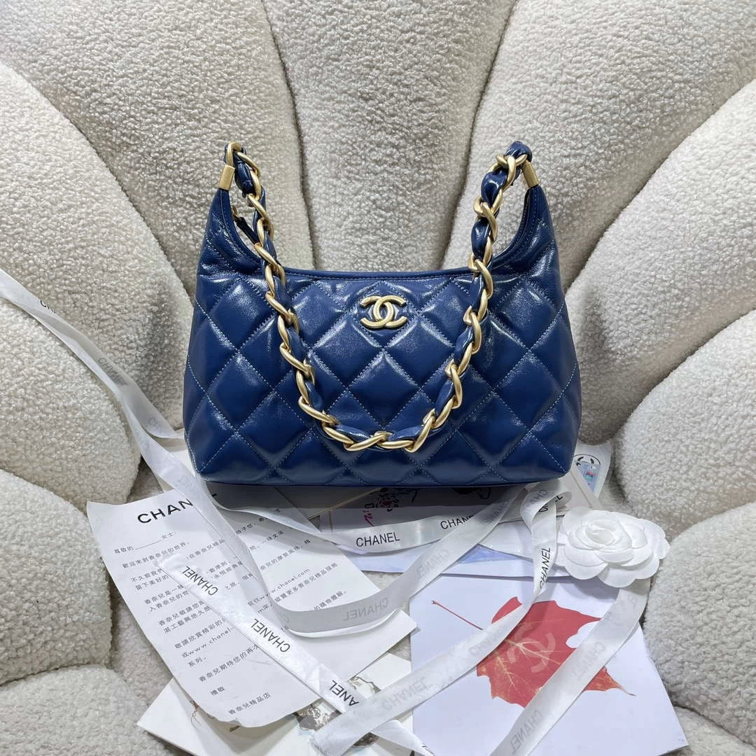 Chanel AS4912 Meduim Hobo Bag Shiny Lambskin Navy Blue