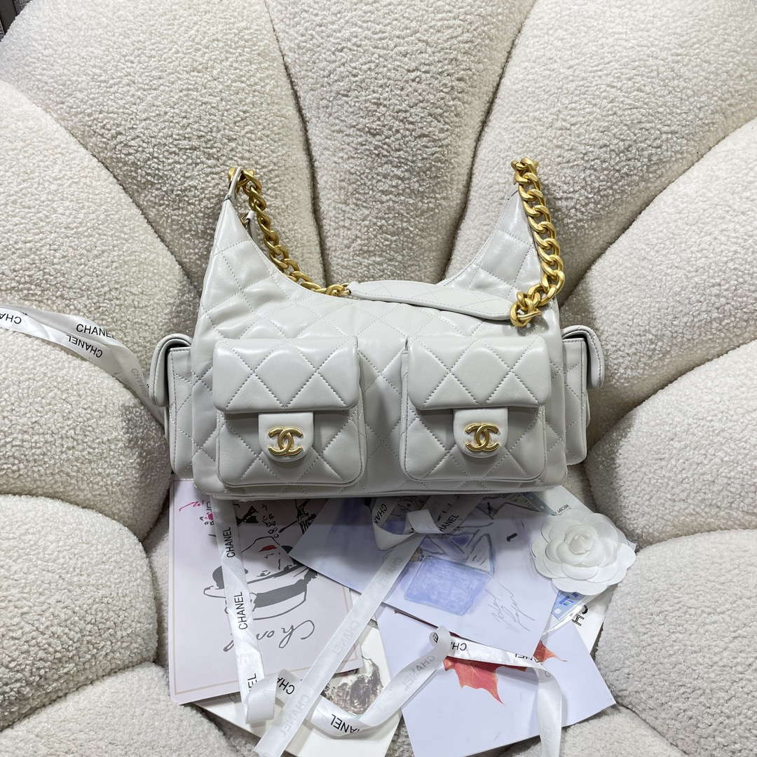 Chanel AS5302 Hobo Shiny Lambskin Gray