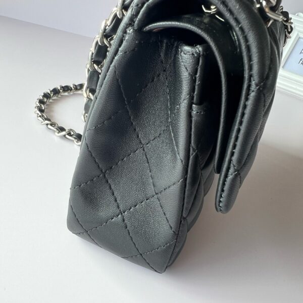 Luxury Women CF23 Classic Flap Bags Glod Buckle G1113