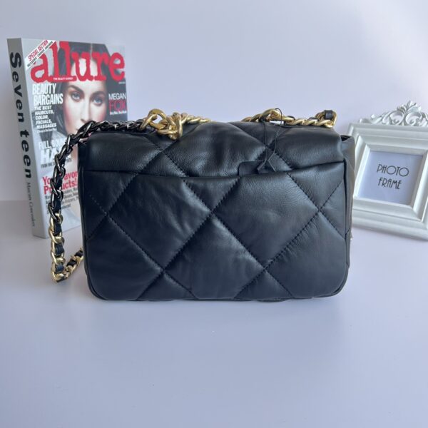 Luxury Women Shiny Lambskin Flap Bag G1160 Black