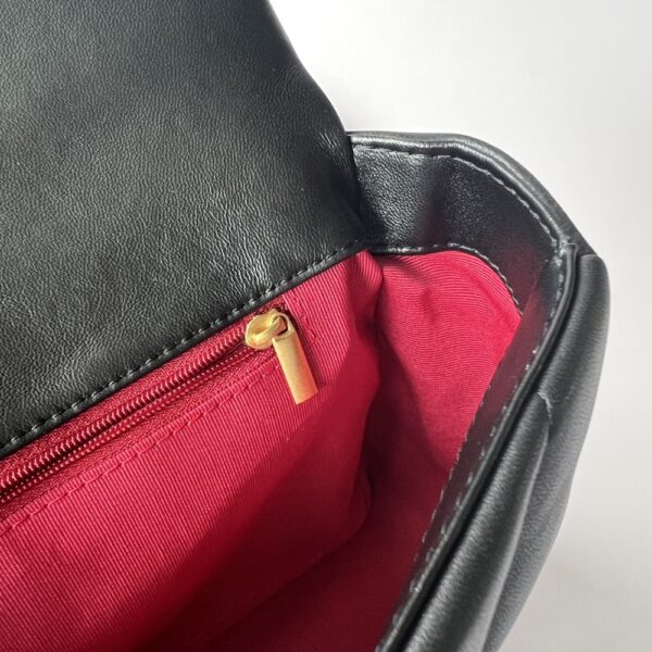 Luxury Women Shiny Lambskin Flap Bag Wholesale G1160 Black