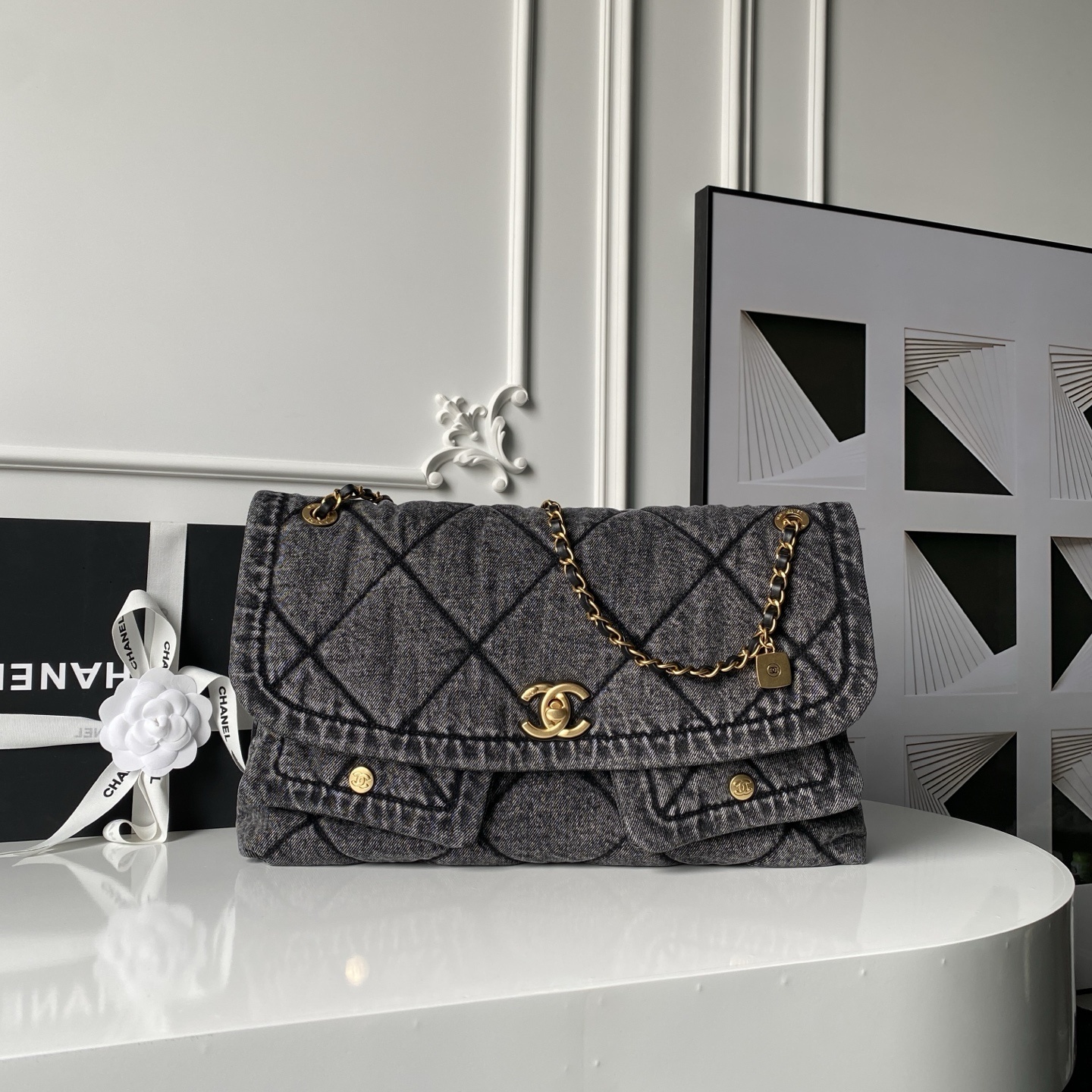 Chanel AS5702 04 – Chanel Designer Bag Review & Style Guide