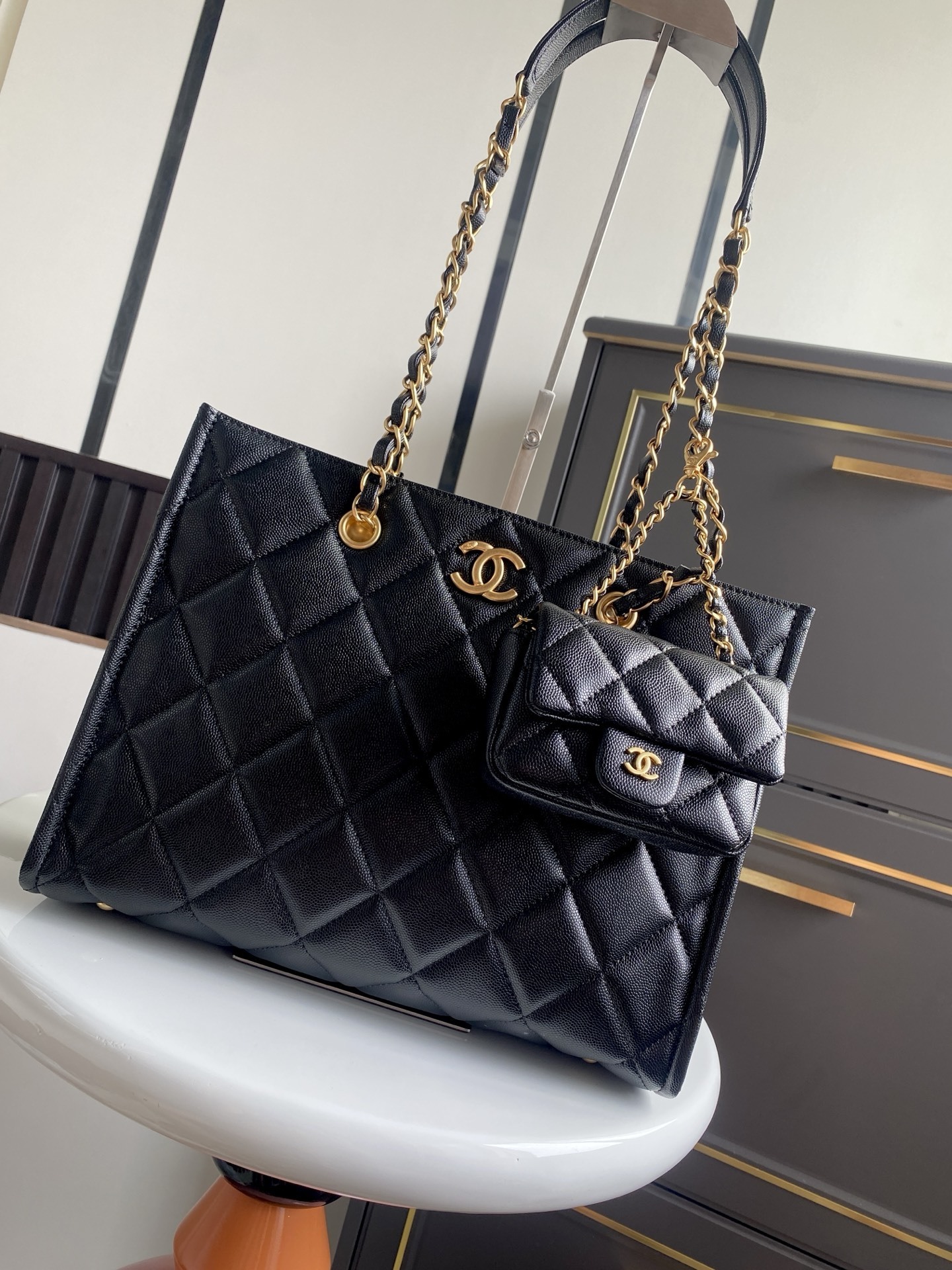 Chanel As4940 – Everything You Need to Know About This Chanel Bag