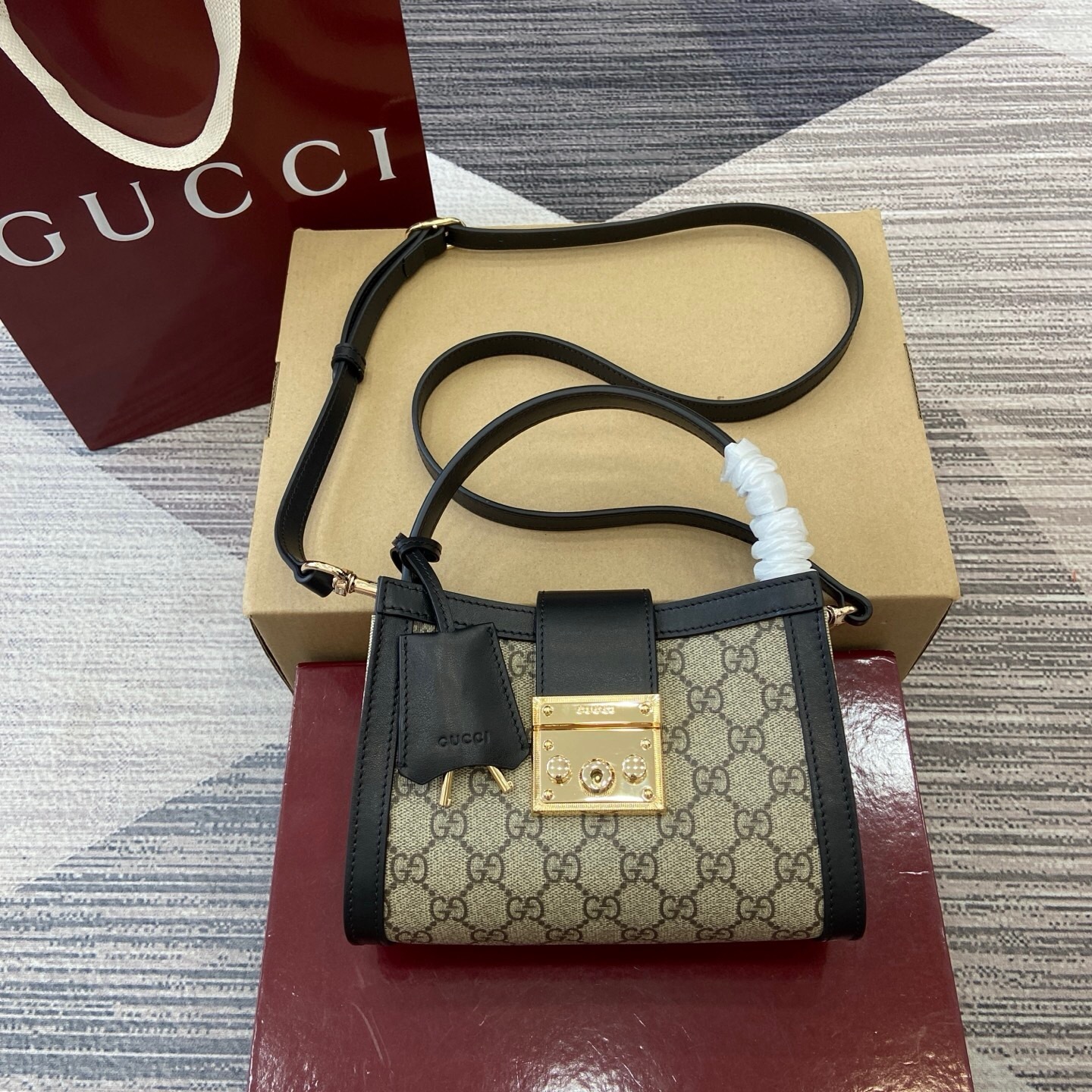 Gucci 841653_2 – Everything You Need to Know About This Gucci Bag