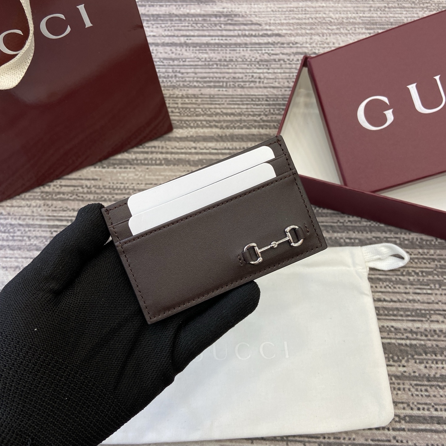 Gucci 846952 02 – Gucci Designer Bag Review & Style Guide