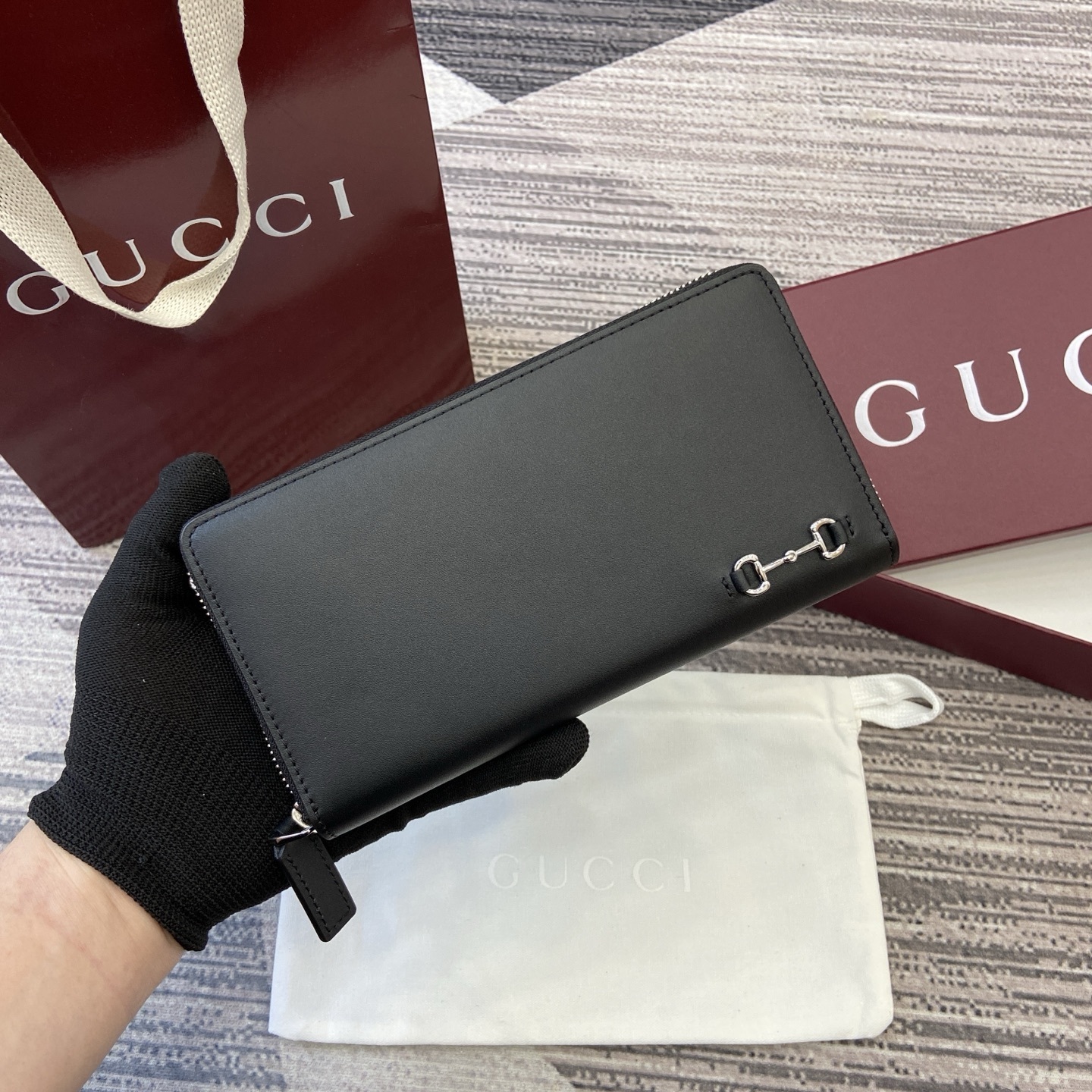 Gucci 846954 01 | Gucci Luxury Handbag Spotlight