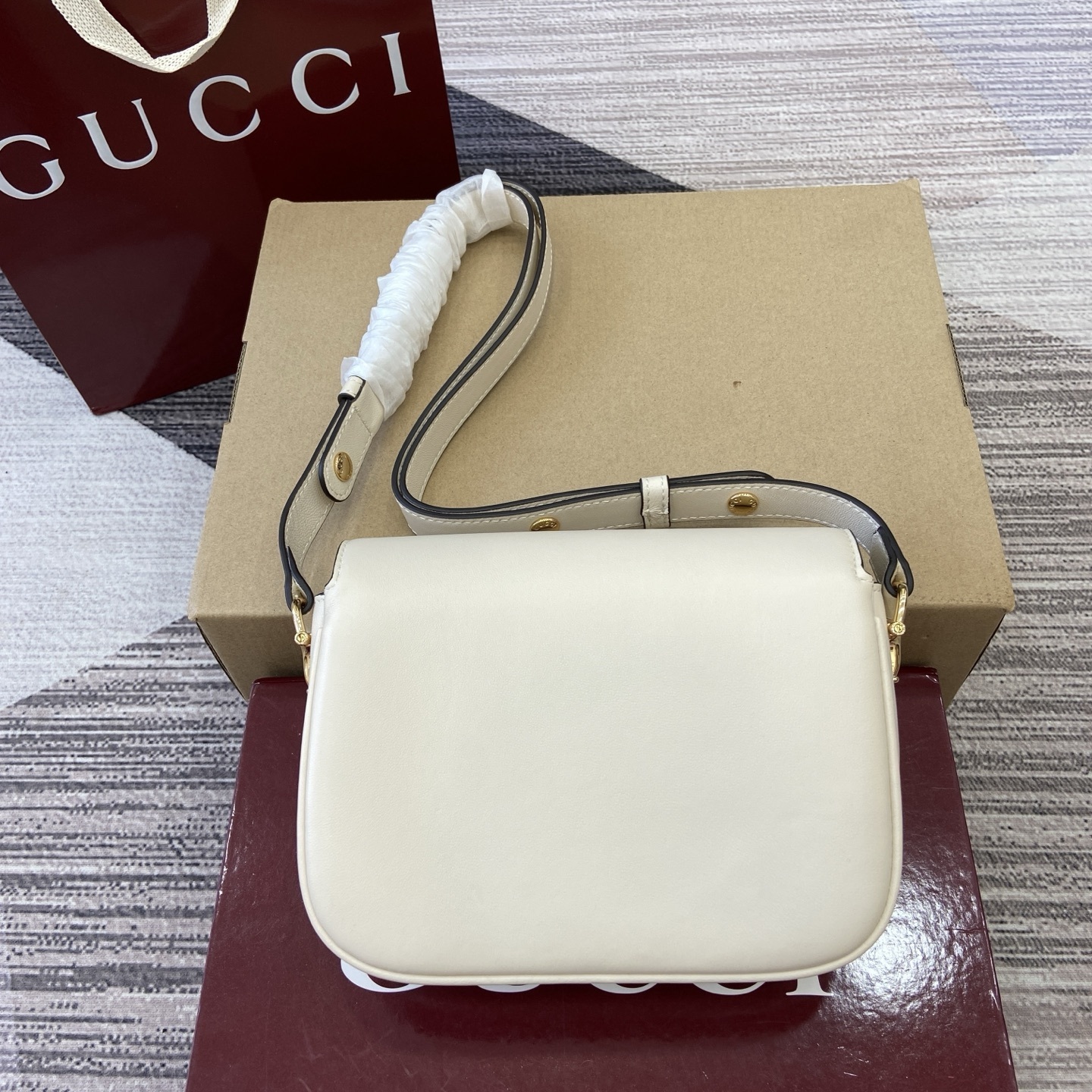 Gucci 847064_2 – Gucci Designer Bag Review & Style Guide