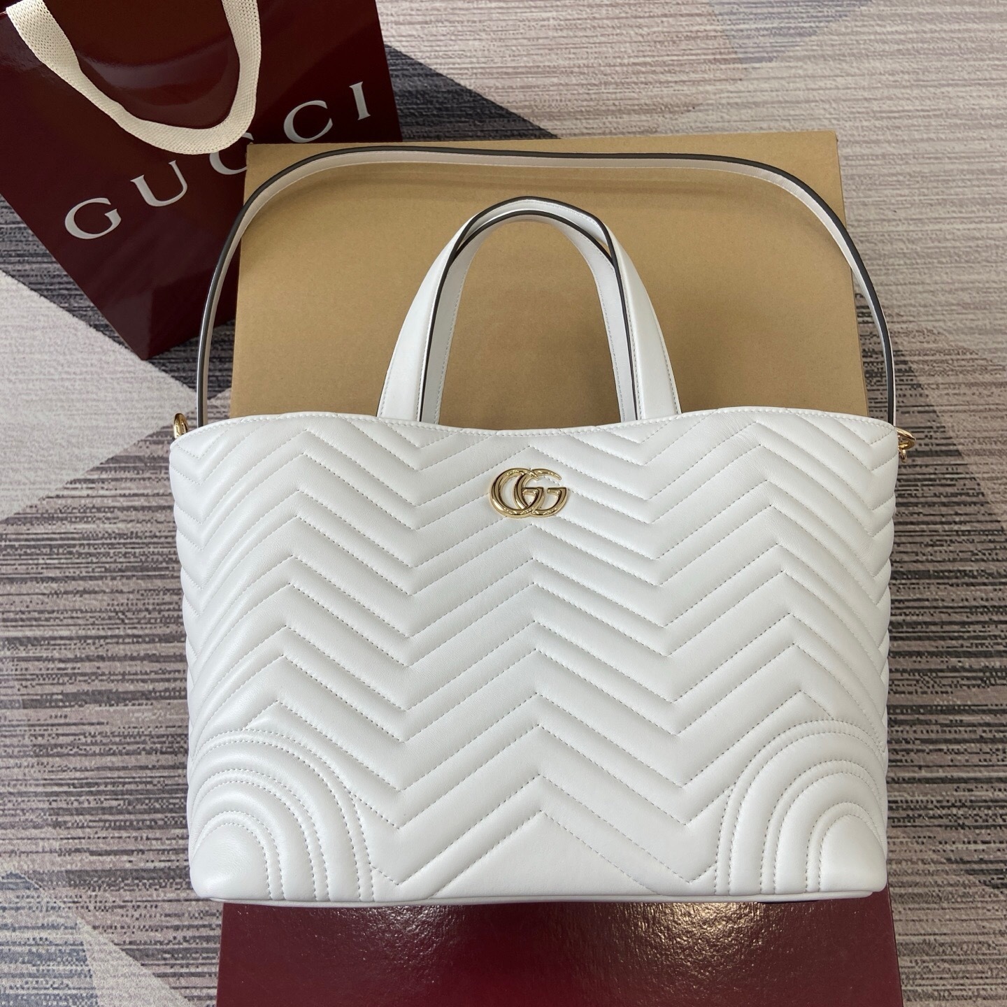 Gucci 847387_2 – Everything You Need to Know About This Gucci Bag