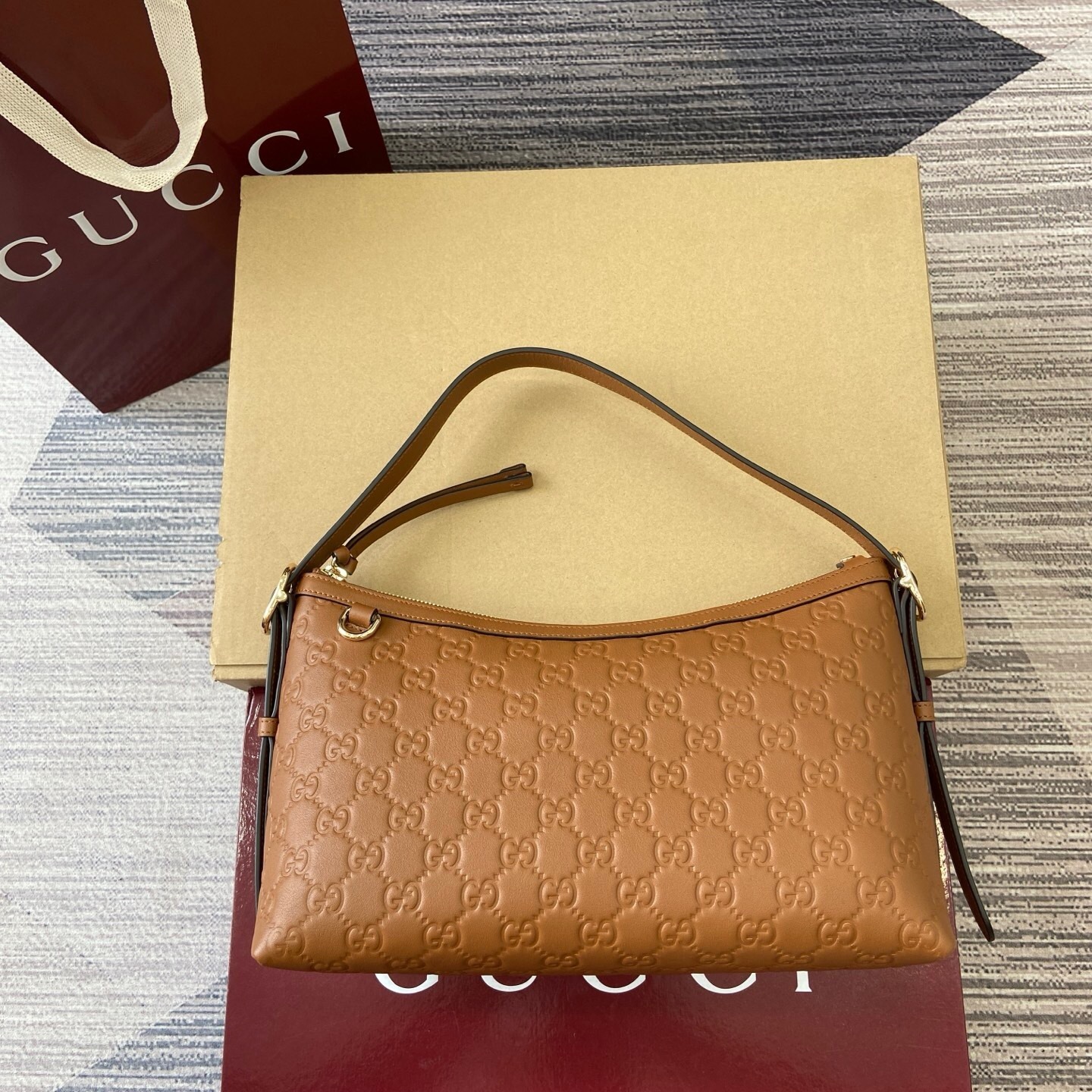 Gucci 847449_6 | Gucci Luxury Handbag Spotlight