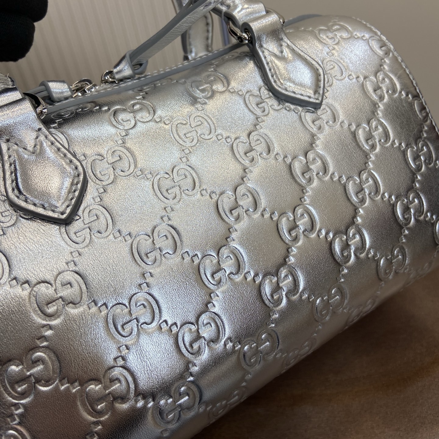 Gucci 848889_2 | Gucci Luxury Handbag Spotlight