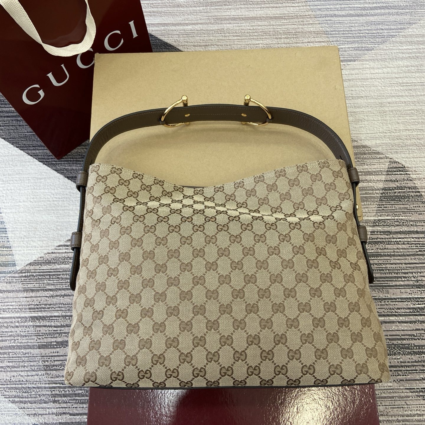 Gucci 850926_2 | Gucci Luxury Handbag Spotlight