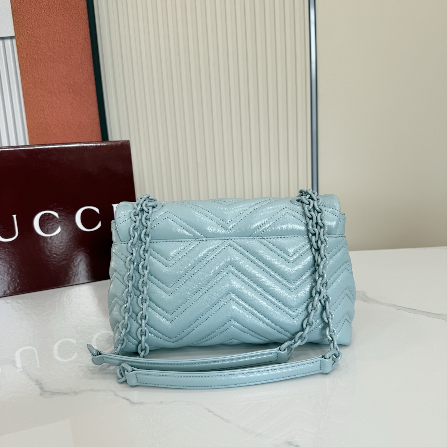 Gucci 855371 – Gucci Designer Bag Review & Style Guide