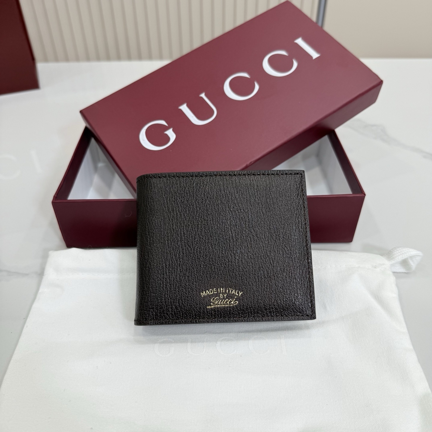 Gucci 867325 01 | Gucci Luxury Handbag Spotlight