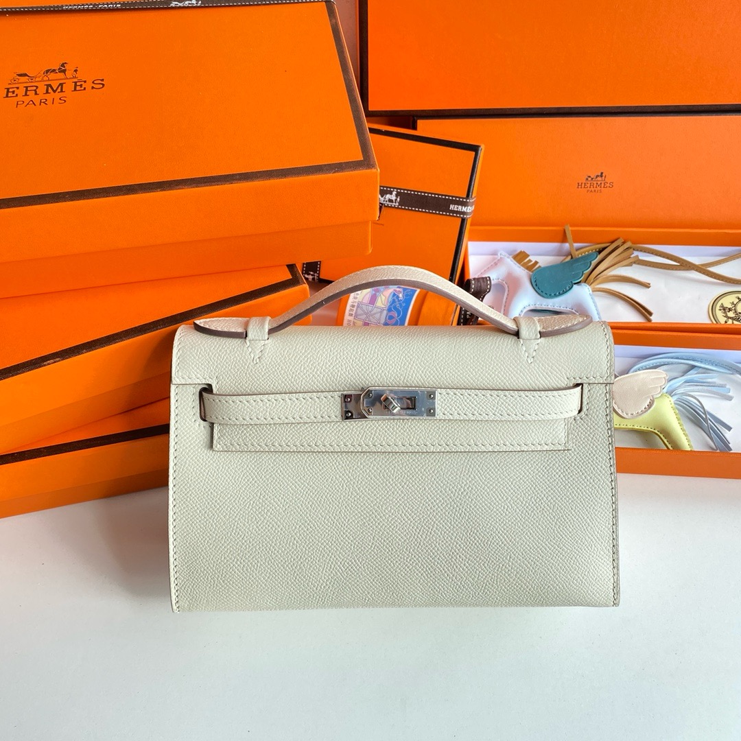 Hermes Mini Kelly Pochette Bag 22cm Epsom Leather – Everything You Need to Know About This Hermès Kelly Bag