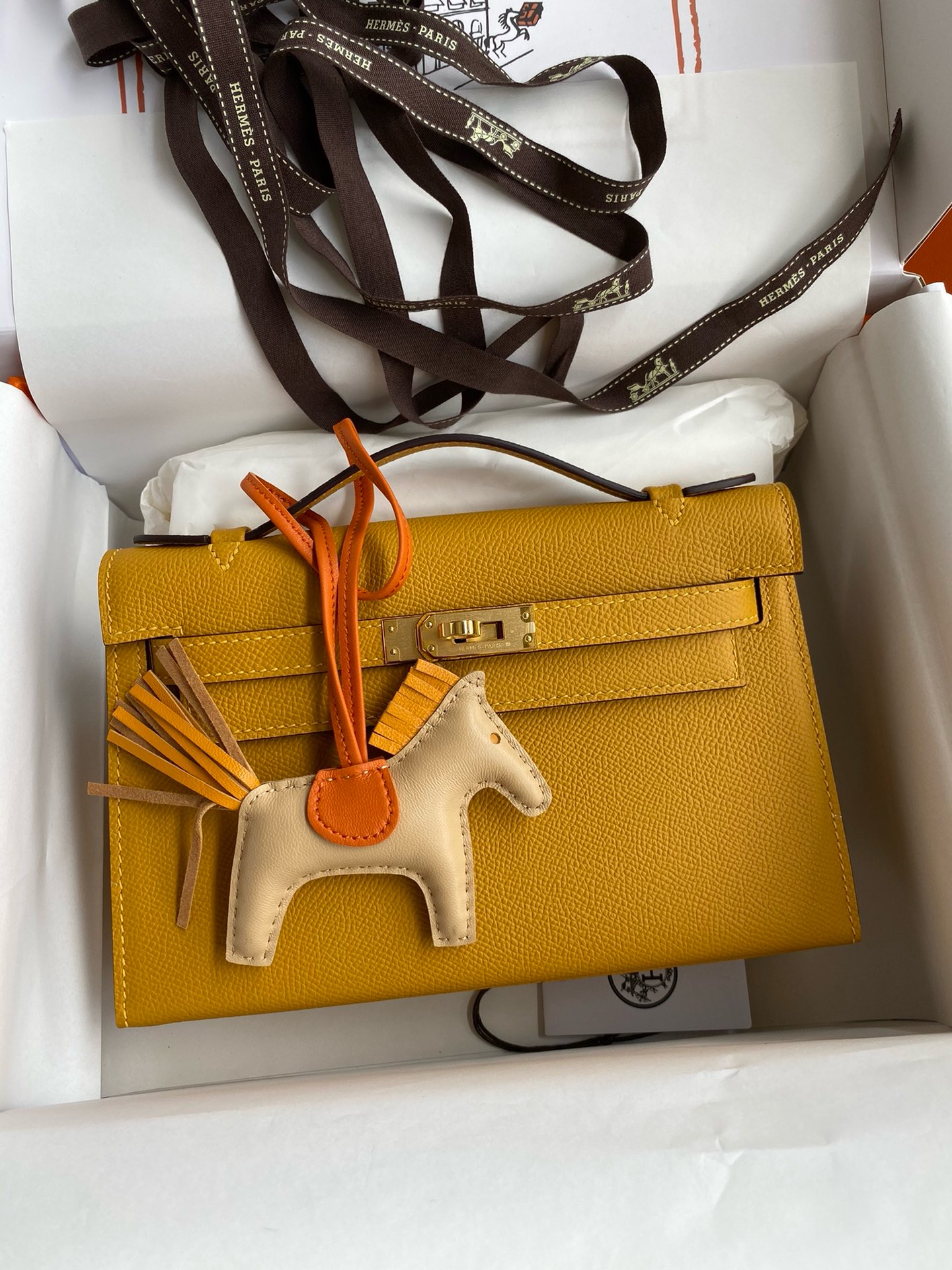 Hermes Mini Kelly Pochette Bag 22cm Epsom Leather 25 – Everything You Need to Know About This Hermès Kelly Bag