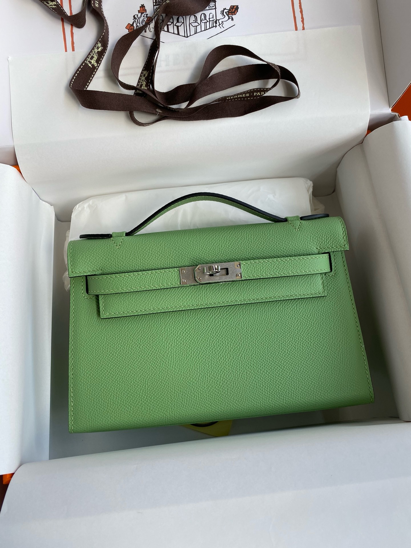 Hermes Mini Kelly Pochette Bag 22cm Epsom Leather 18 – Hermès Designer Bag Review & Style Guide