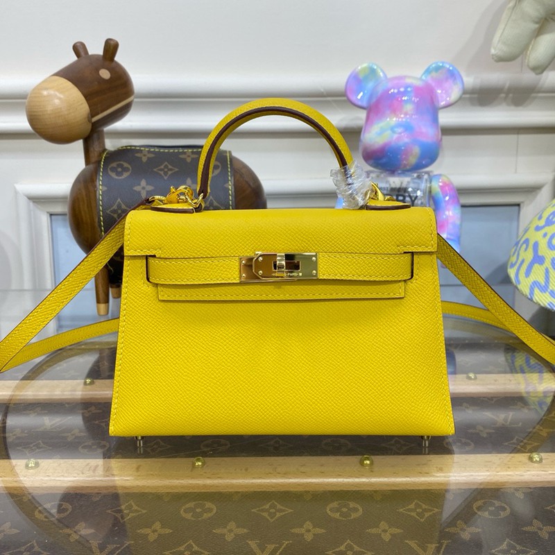 Inside the Hermes Mini Kelly II Bag 19cm Original Calfskin Leather 04: Why This Hermès Kelly Bag Is Worth It