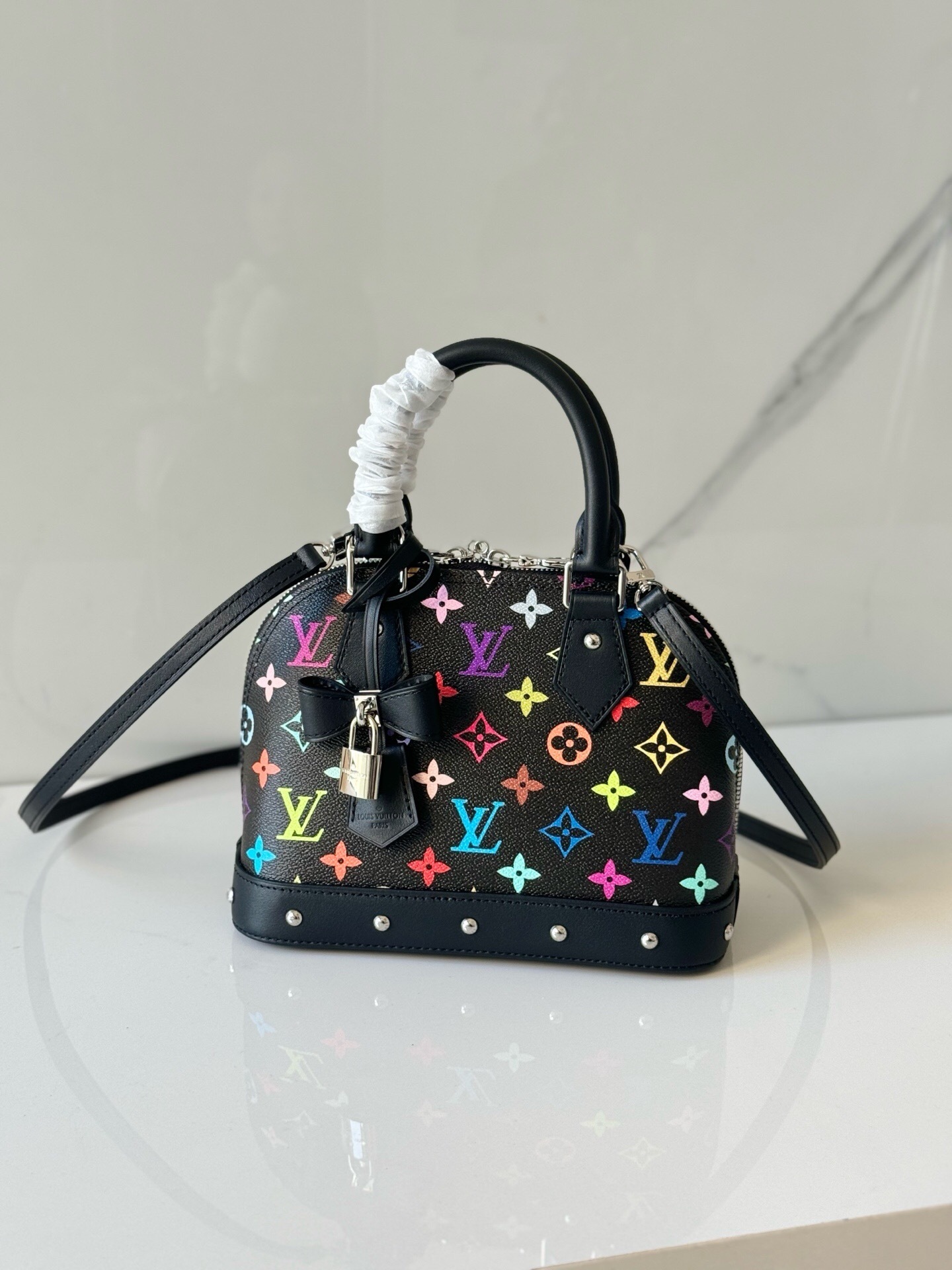 Inside the LV M53152 02: Why This Louis Vuitton Bag Is Worth It