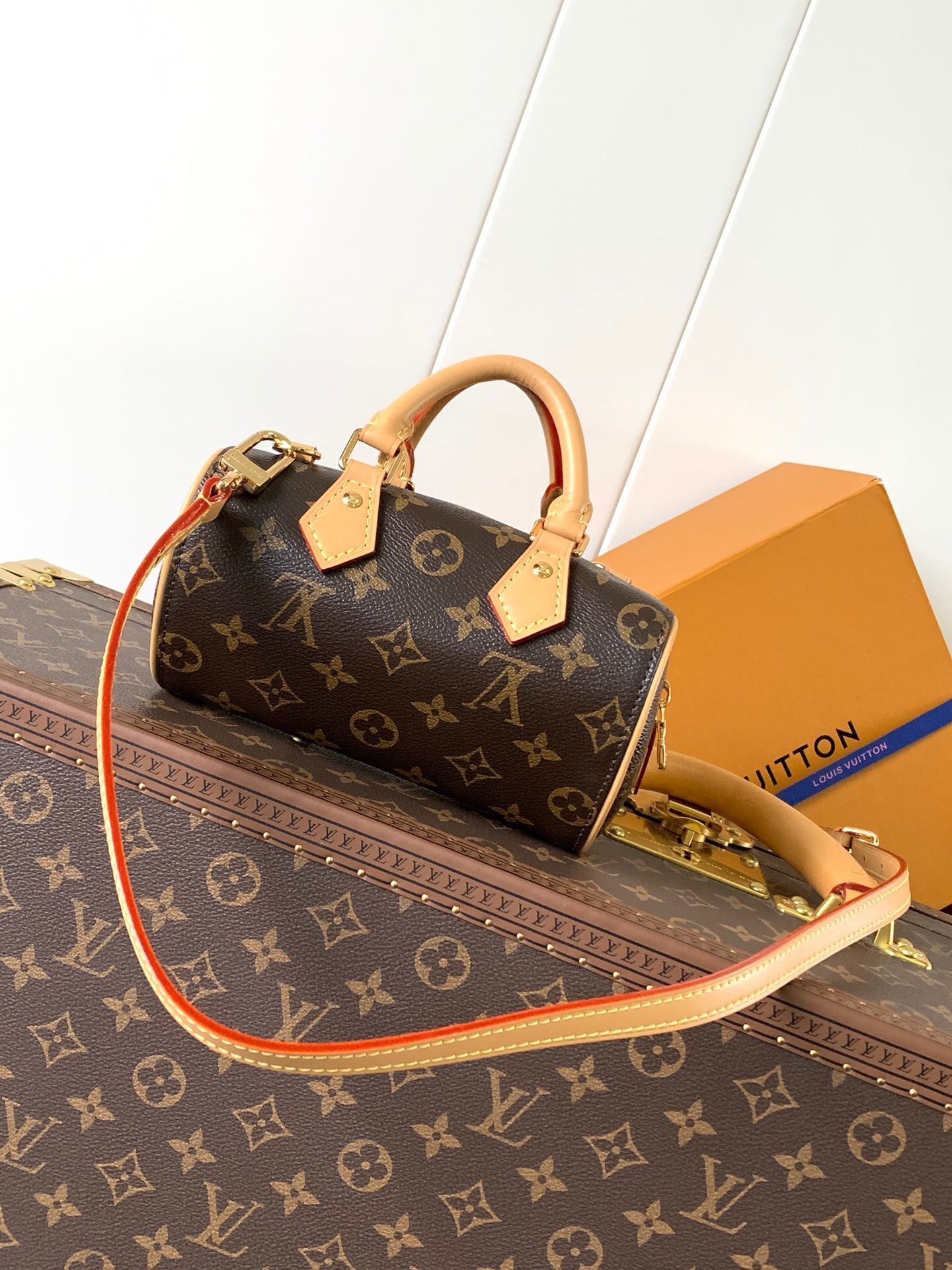 LV M13226 02 – Louis Vuitton Designer Bag Review & Style Guide