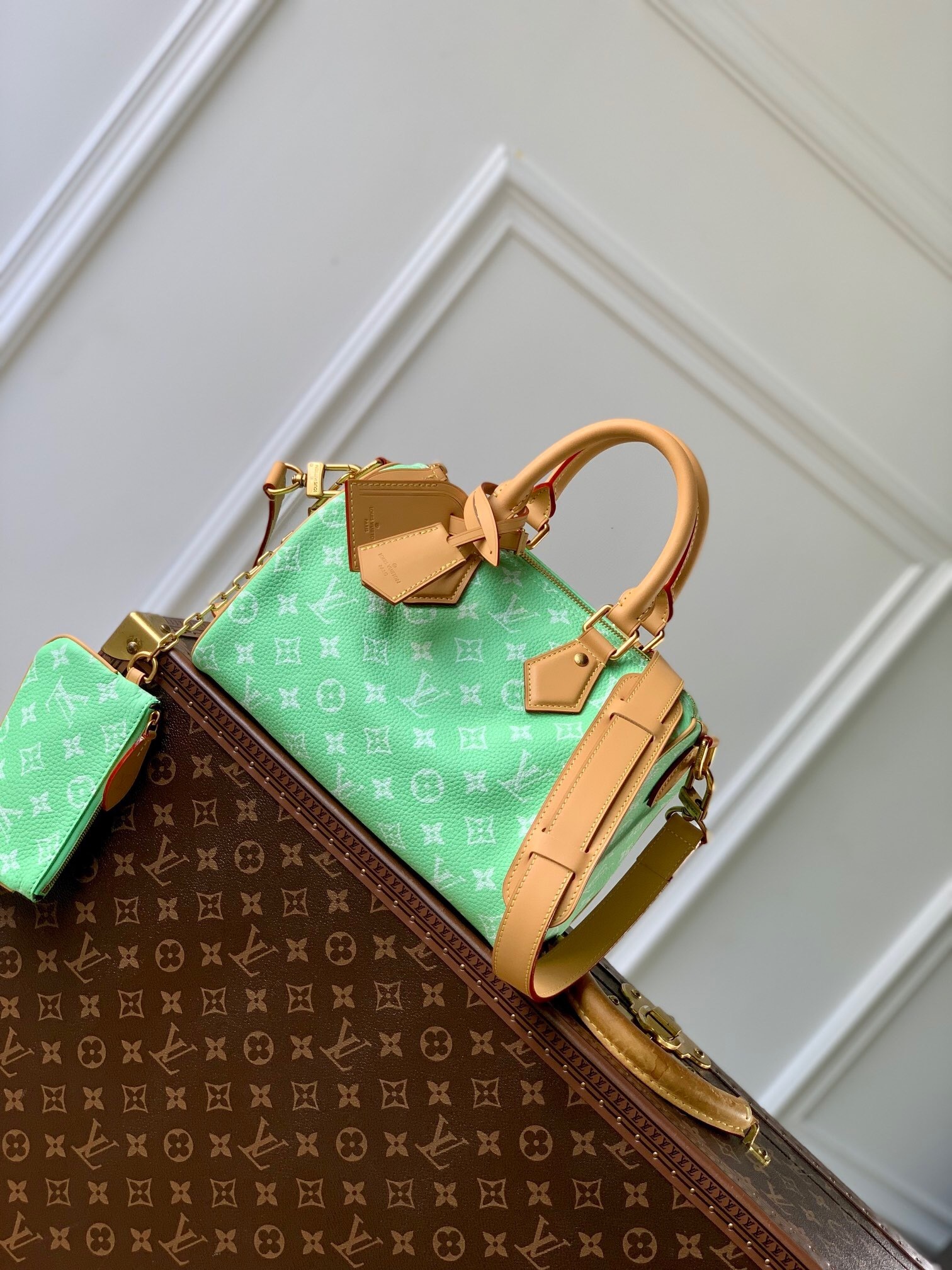 LV M24423 04 – Everything You Need to Know About This Louis Vuitton Bag