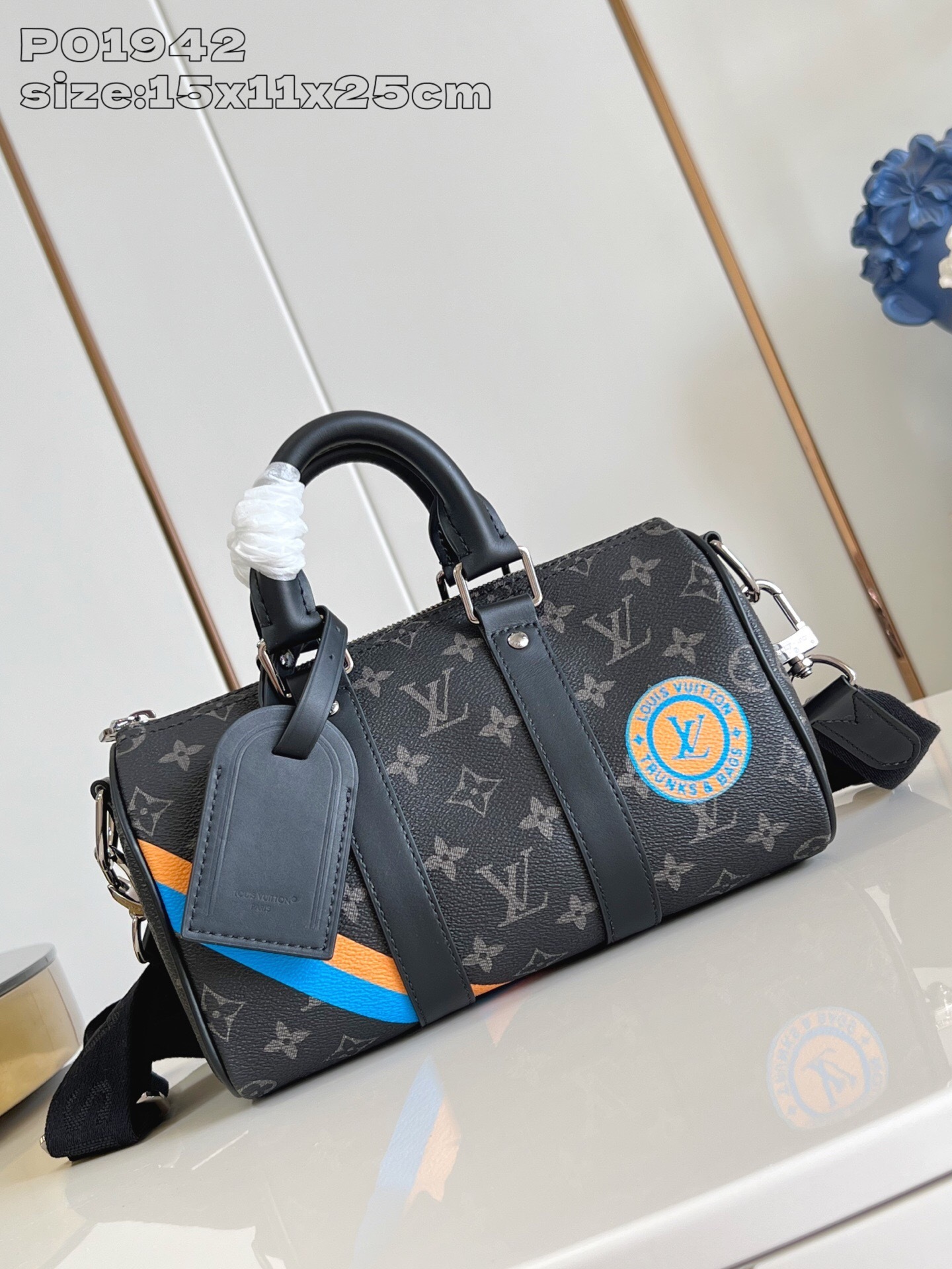 LV P01942 – Louis Vuitton Designer Bag Review & Style Guide