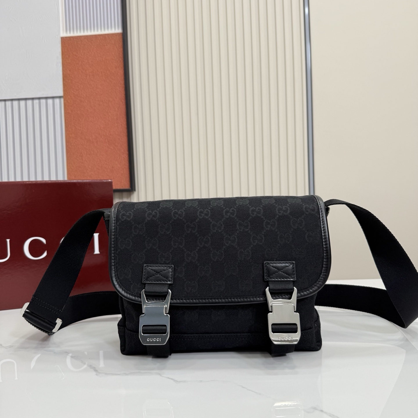 The Gucci 854745: A Closer Look at Gucci’s Iconic Design