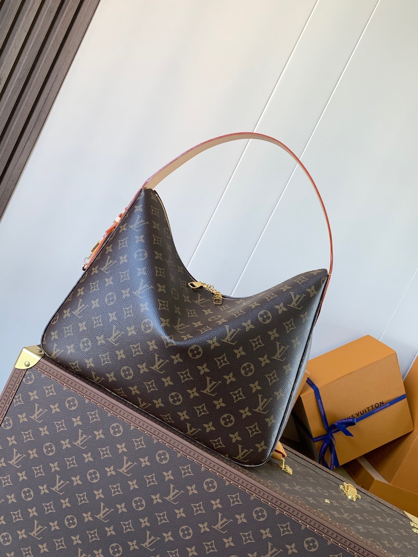 The LV M11952 02: A Closer Look at Louis Vuitton’s Iconic Design