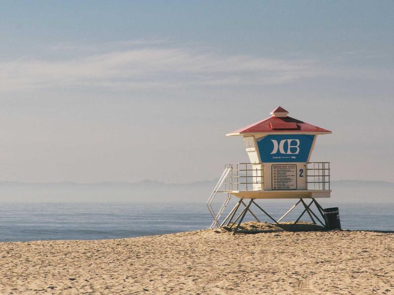 Beige Crossbody Style Guide: From Runway to Street Style